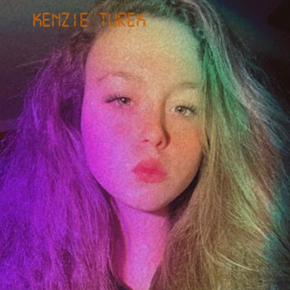 Meet the Posher Other - Meet your Posher, Makenzie